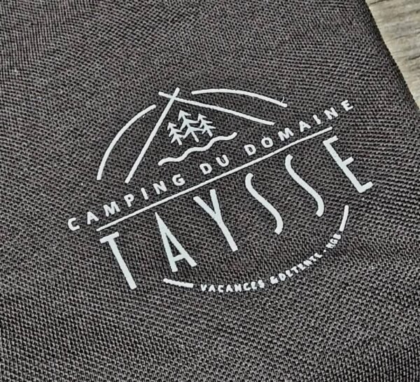 Tenues estivales pour la restauration et les camping a Nice – Image 3